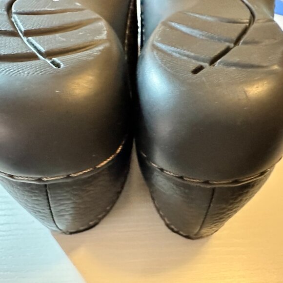 Clarks Ashland Effie Flats in Black Leather-EUC - Picture 3 of 5